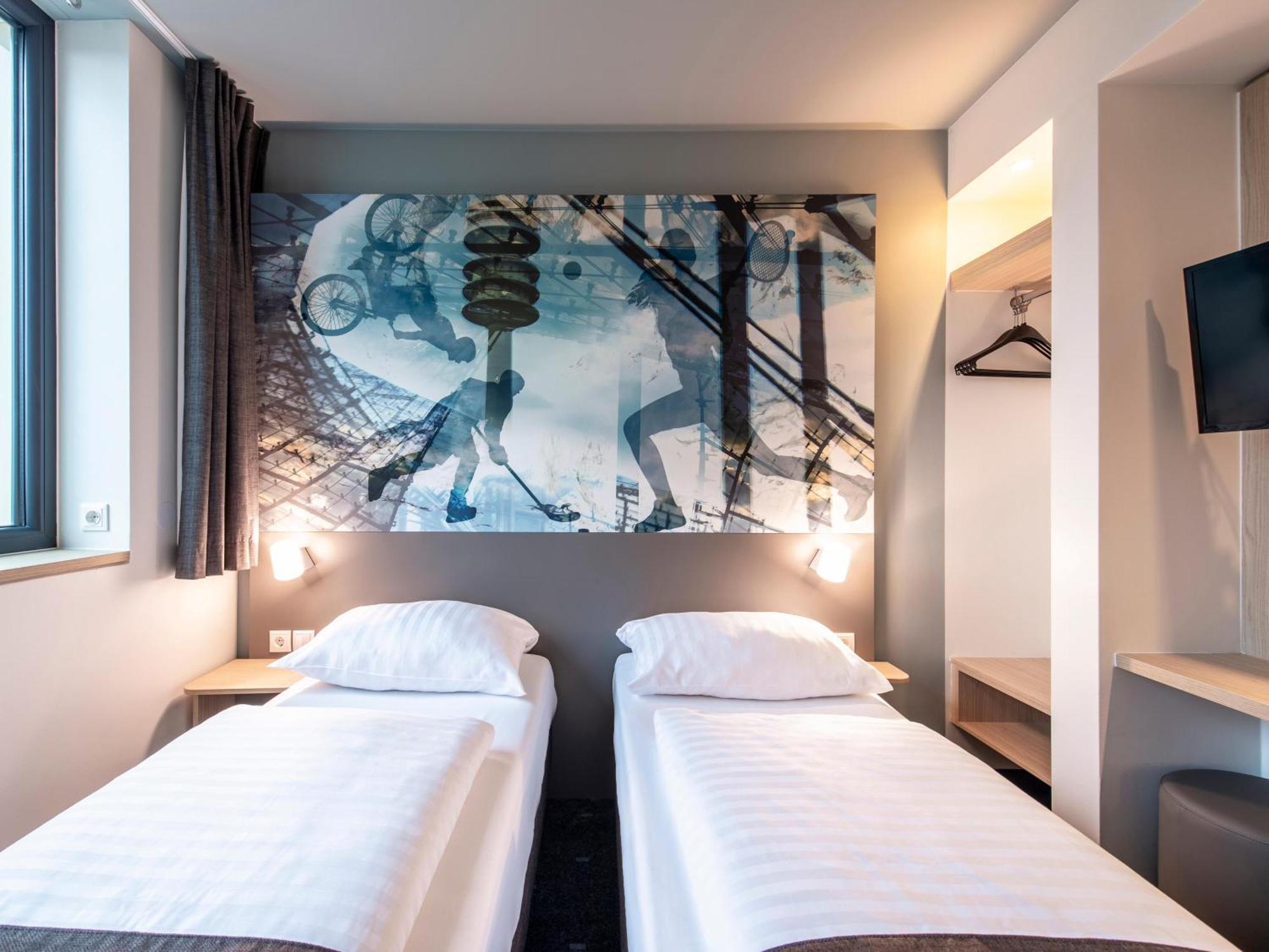 B&B Hotel Muenchen-Olympiapark Bagian luar foto