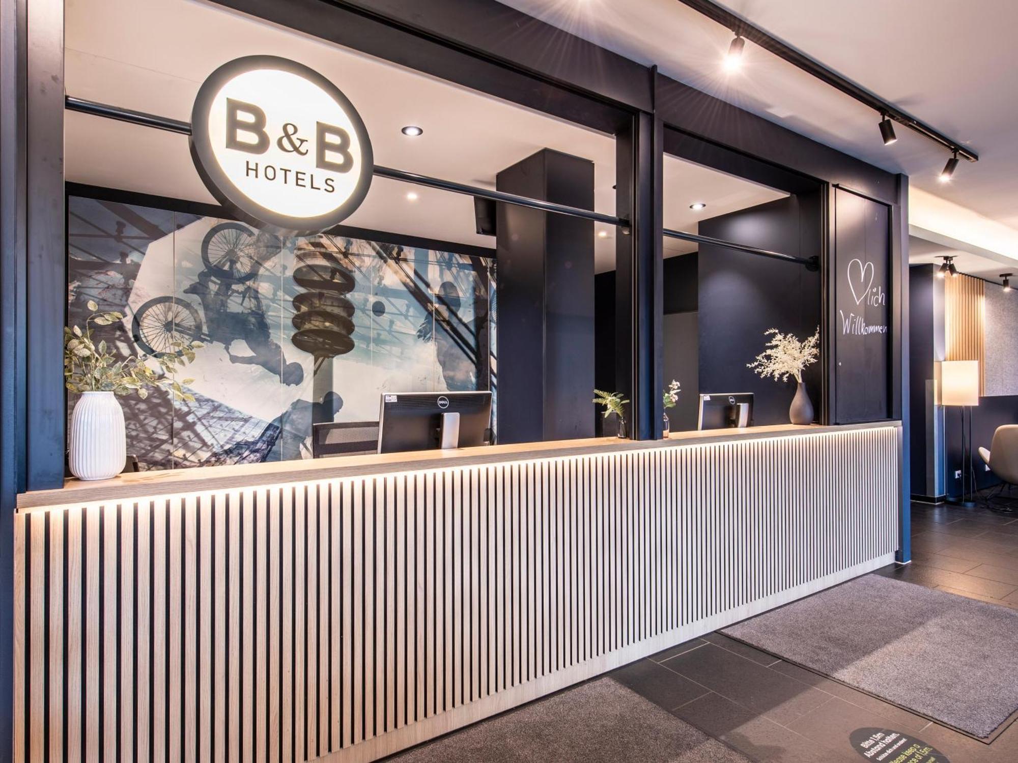 B&B Hotel Muenchen-Olympiapark Bagian luar foto
