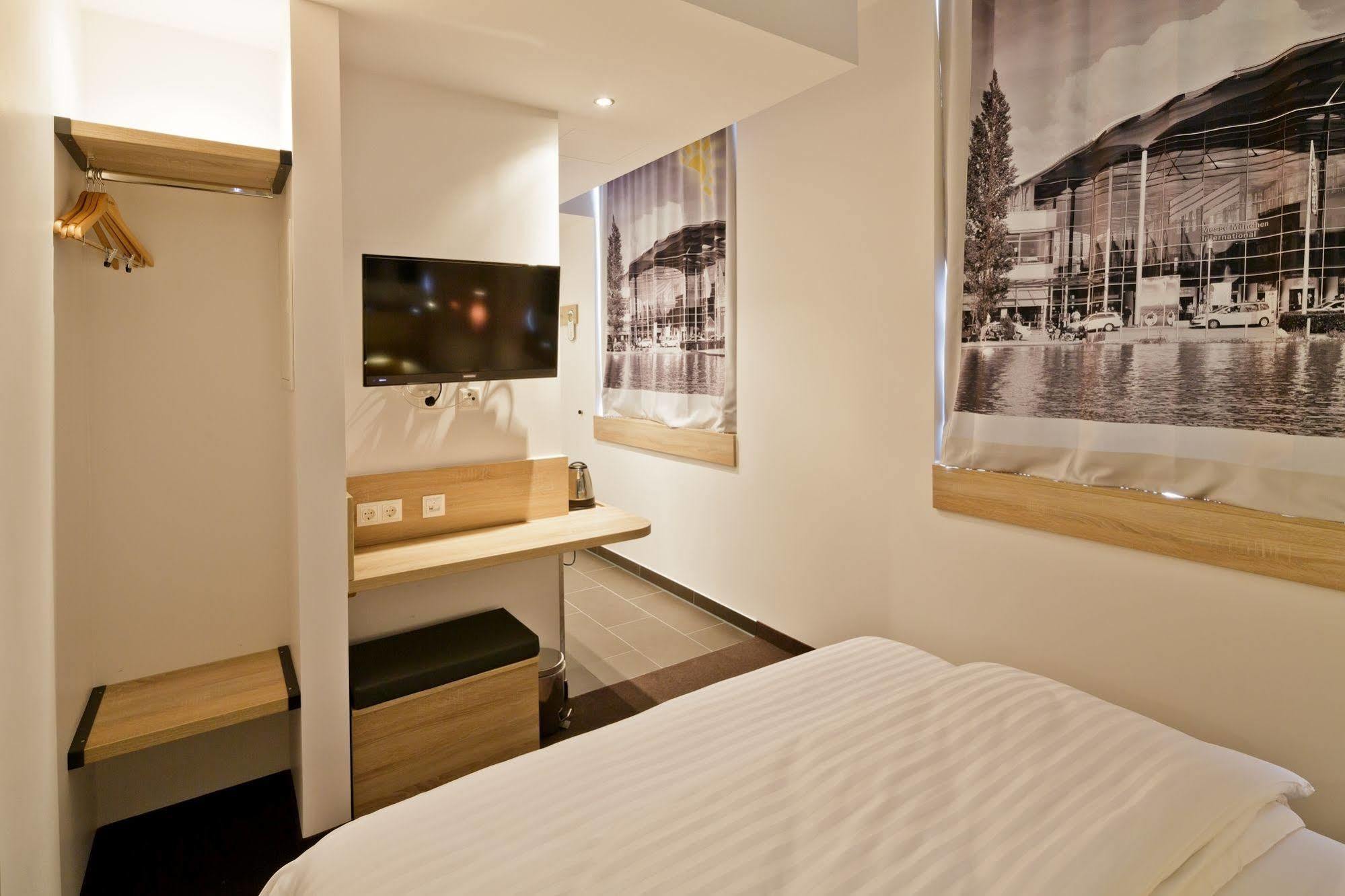B&B Hotel Muenchen-Olympiapark Bagian luar foto