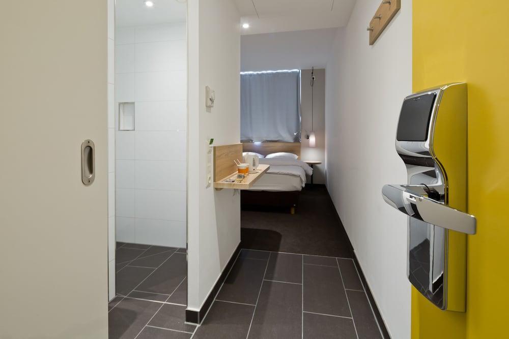 B&B Hotel Muenchen-Olympiapark Bagian luar foto