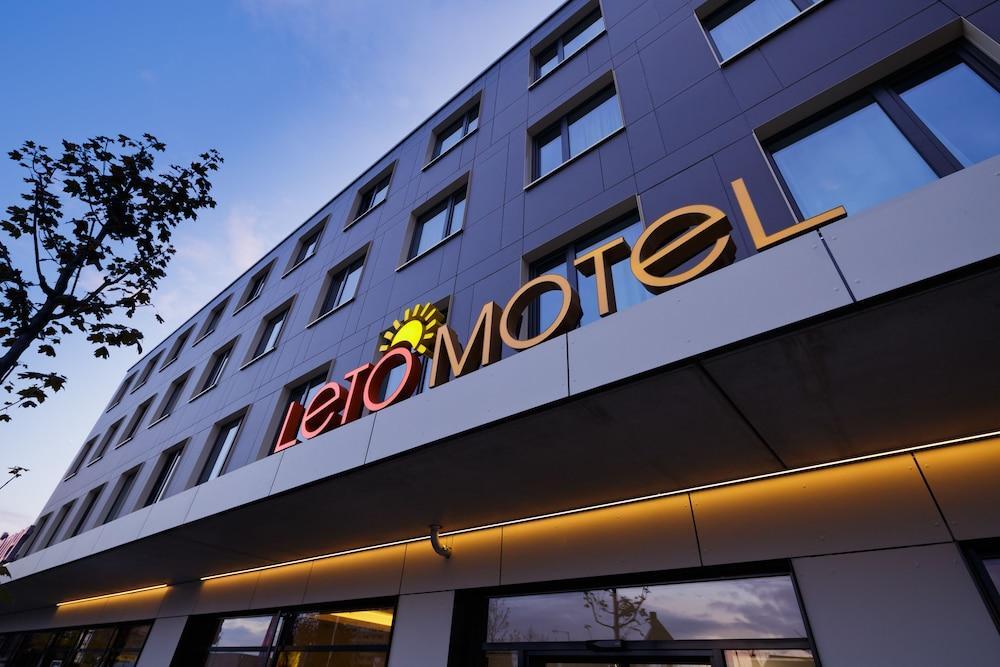 B&B Hotel Muenchen-Olympiapark Bagian luar foto